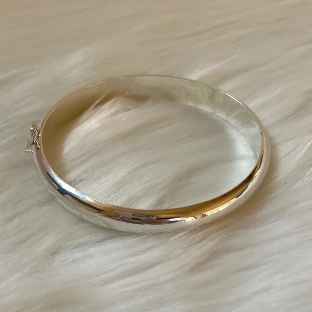 925 Sterling Silver Bangle - Picture 1 of 6